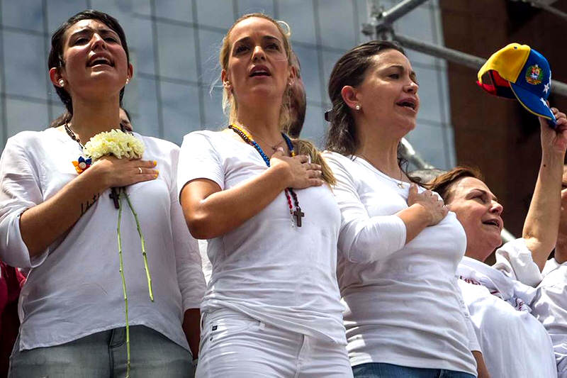 patricia-de-ceballos-marcha