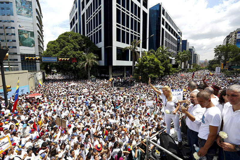 protesta-caracas-30m-lilian-tintori-3