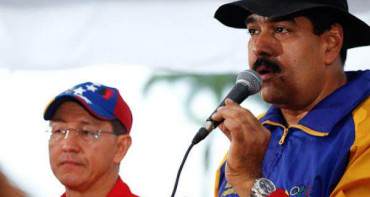 Maduro: Hay una «ninfomanía de dolares» en muchos sectores + VIDEO