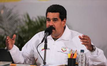 Maduro asegura que CADIVI siempre estará controlado por el Estado
