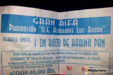 ¡SOLO EN VENEZUELA! Ofrecen bulto de Harina PAN como premio de una rifa