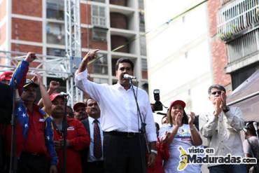 Maduro informó que bajará los precios de repuestos cauchos: inició inspección