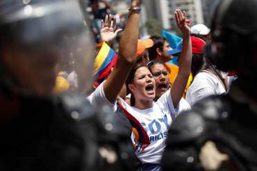 Miles de venezolanos planean marcha “autoconvocada” este 9N contra Maduro