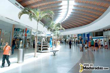 ¡LLEGAN A LOS MALLS! Hoy fiscalizarán cadena de tiendas y centros comerciales