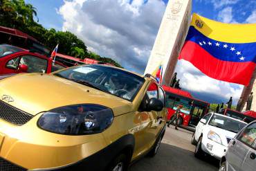 ¡VENEZUELA POTENCIA! Nuevo control del régimen: Se podrán comprar carros ensamblados en el país cada tres años