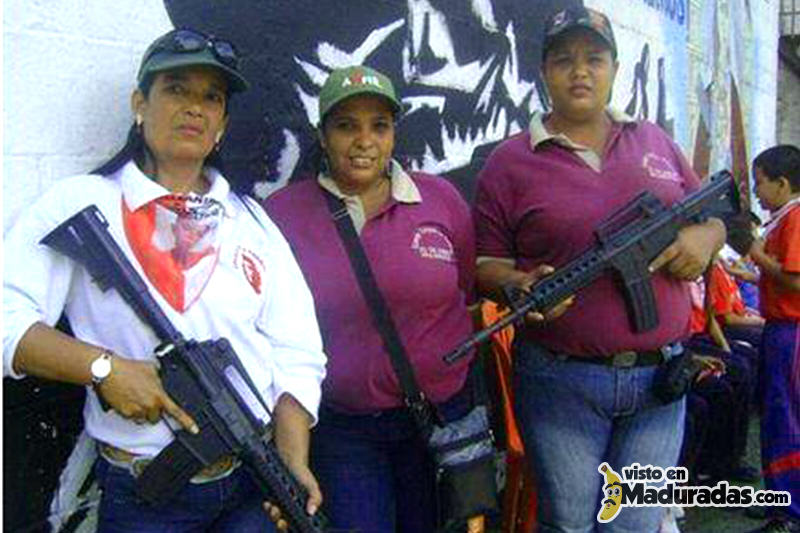 Violencia en Venezuela Educadoras armadas