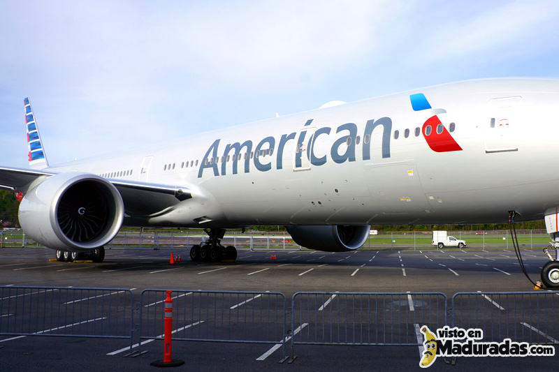 American Airlines AA