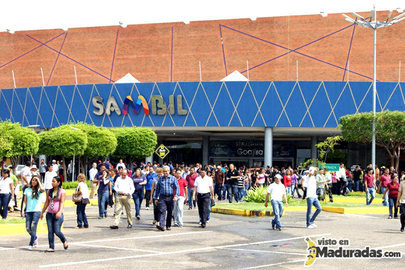 Centro-Comercial-Sambil-Maracaibo-Venezuela-800x533