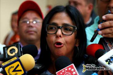 Delcy Rodríguez: “Yo también tengo Inpreabogado, con gusto los espero en los tribunales”