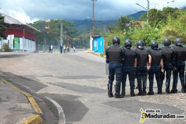 ¡ESTUDIANTES EN LA CALLE! Protestas estudiantiles generan caos en San Cristóbal