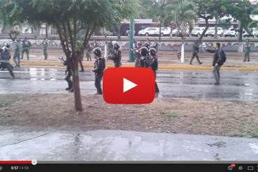 ¡SÍ SE PUEDE! En Video: GNB huye despavorida de estudiantes en protesta en Barquisimeto