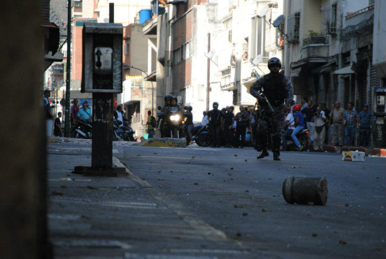 Hechos en Protesta de Estudiantes Avenida Sur 9 Caracas (11)