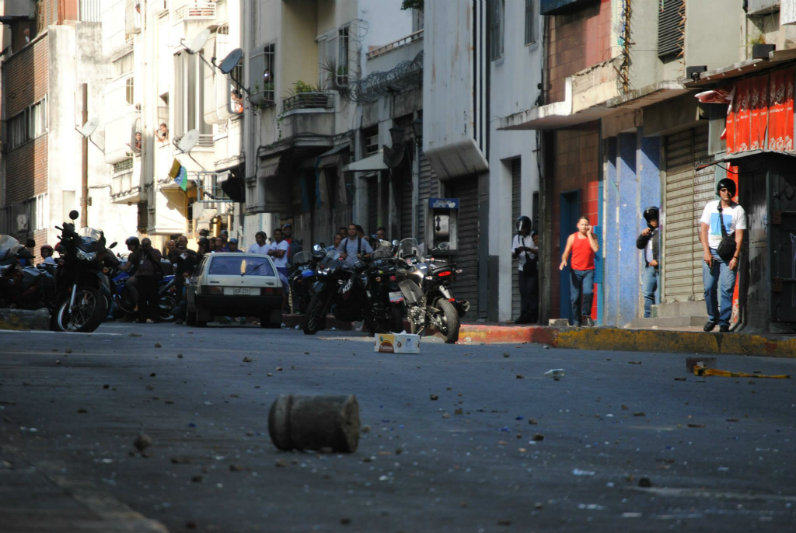 Hechos en Protesta de Estudiantes Avenida Sur 9 Caracas (12)