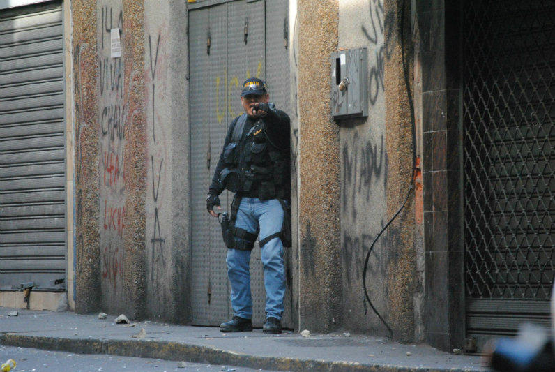 Hechos en Protesta de Estudiantes Avenida Sur 9 Caracas (14)