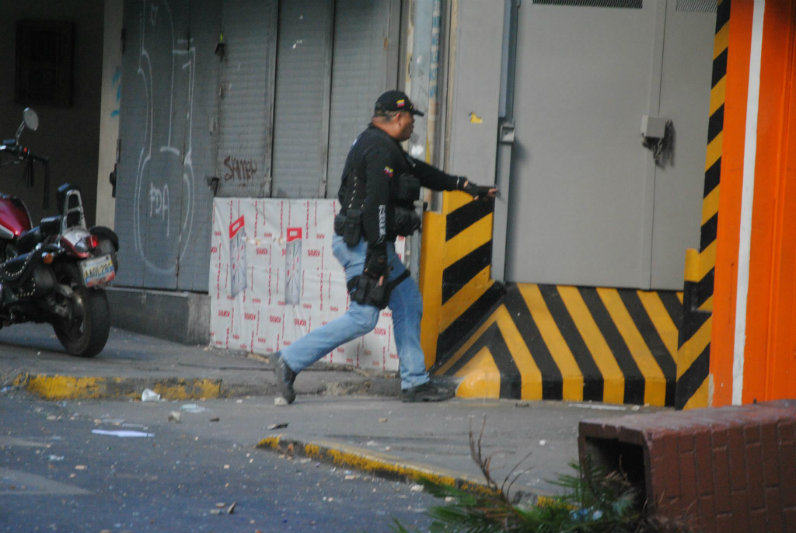 Hechos en Protesta de Estudiantes Avenida Sur 9 Caracas (2)