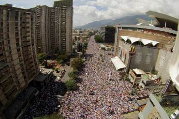 ¡NI PRESO LO DETIENEN! Leopoldo López convoca a mega marcha pacífica desde Ramo Verde