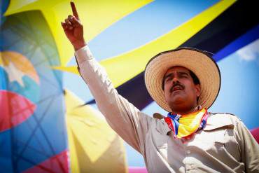 ¿MIEDO A LA CALLE? Nicolás Maduro desafía a manifestantes con megacarnavales de 7 días