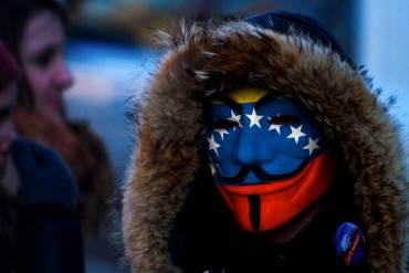 ¡TANGO DOWN! Anonymous hackea importantes páginas gubernamentales en apoyo a Venezuela