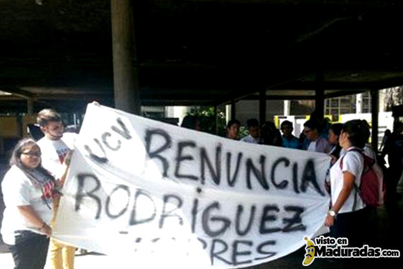 Protestas Estudiantiles en UCV Caracas Venezuela 