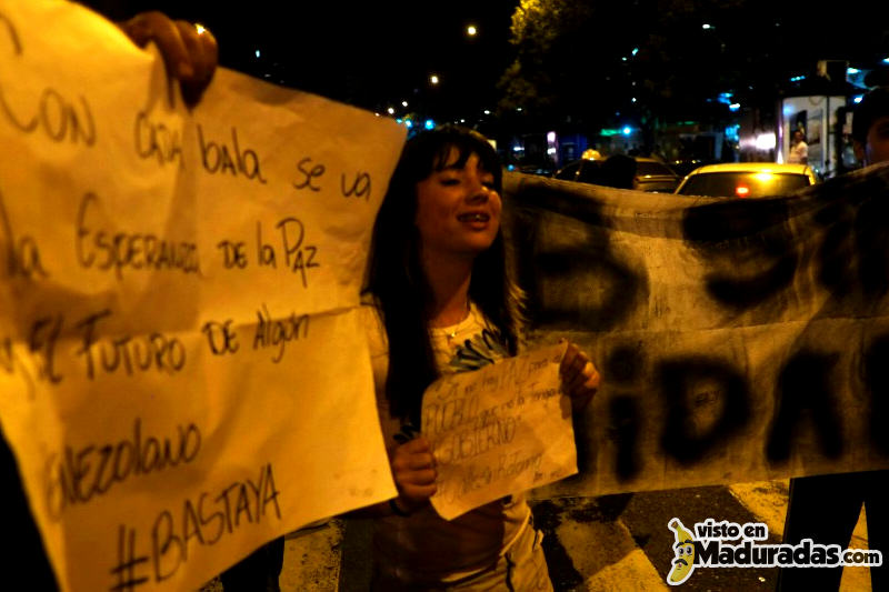 Protestas-de-Estudiantes-en-Venezuela-3-800x533