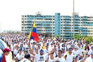 ¡IMPRESIONANTE! Masiva asistencia en Maracaibo en apoyo a Leopoldo López + FOTO + Video