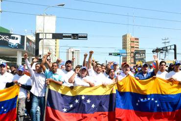 ¡NO ACEPTAN MÁS MIGAJAS! Trabajadores exigieron aumento general de salarios de 100%