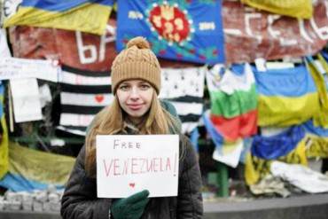 ¡NO ESTAMOS SOLOS! Ucrania muestra su total apoyo a protestas en Venezuela + FOTOS + VIDEO