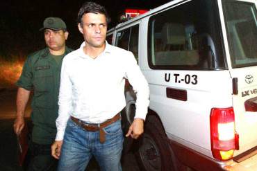 ¡TE LO MOSTRAMOS! Así llegó Leopoldo López a la Corte de Apelaciones (+Foto)