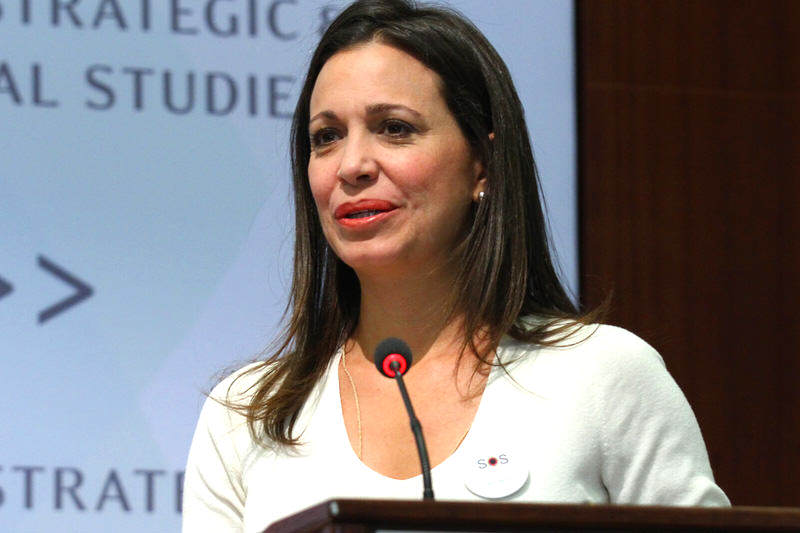 Maria-Corina-Machado-Diputada-Asamblea-Nacional-10-800x533