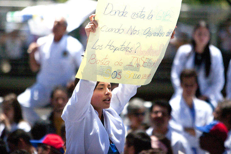 Medicos Protestando en Venezuela 