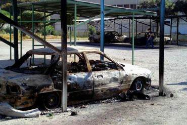 ¡ASQUEROSA COMPLICIDAD! GNB y colectivos causaron destrozos en Palaima y Trinidad + Fotos