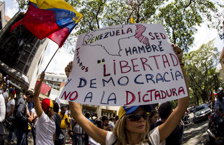 Protesta de Estudiantes en Venzuela camino a la OEA (8)