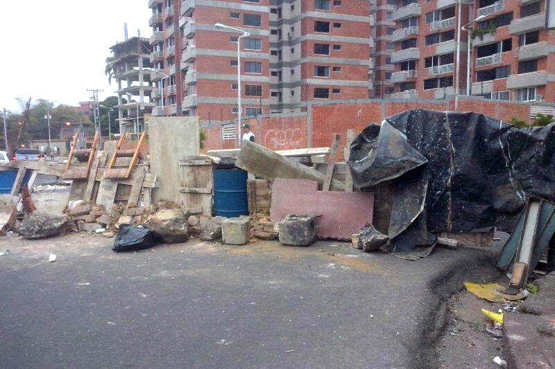 Protestas - Barricadas en San Cristobal Tachira Venezuela