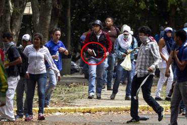 EN FOTOS: Así fue el ataque de colectivos armados contra estudiantes dentro de la UCV