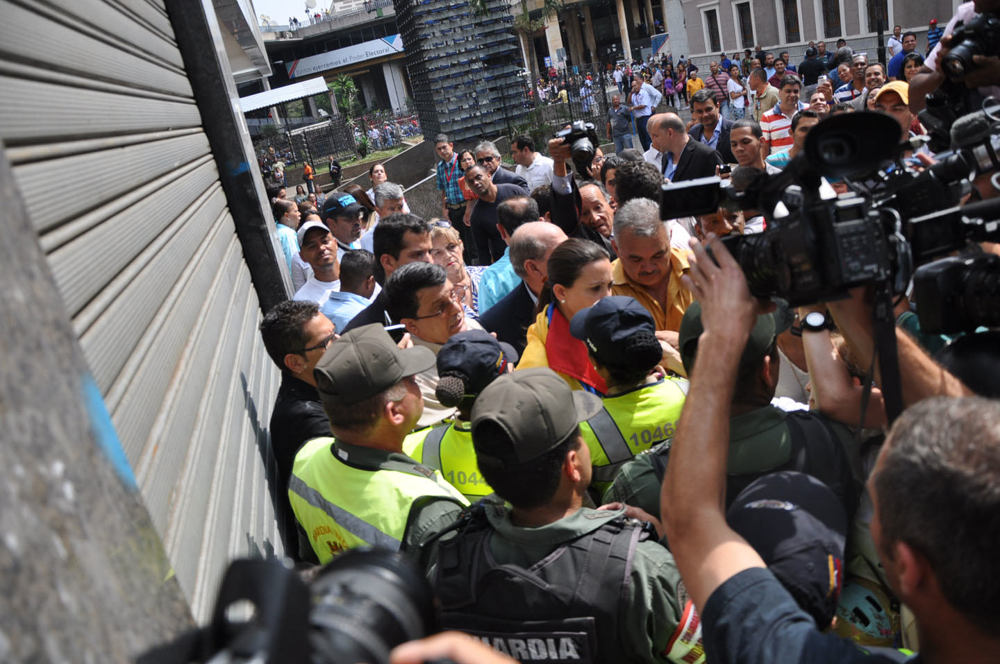 Maria Corina Machado Prohibida en Asamblea Nacional 1A AN (6)