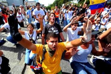 ¡ESTÁN EN TODO SU DERECHO! Estudiantes piden a la MUD mantener movilización a Miraflores (+Comunicado)