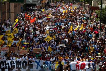 ¡CALLE SIN RETORNO! Caracas se prendió este #26A con gran marcha opositora (+Fotos)