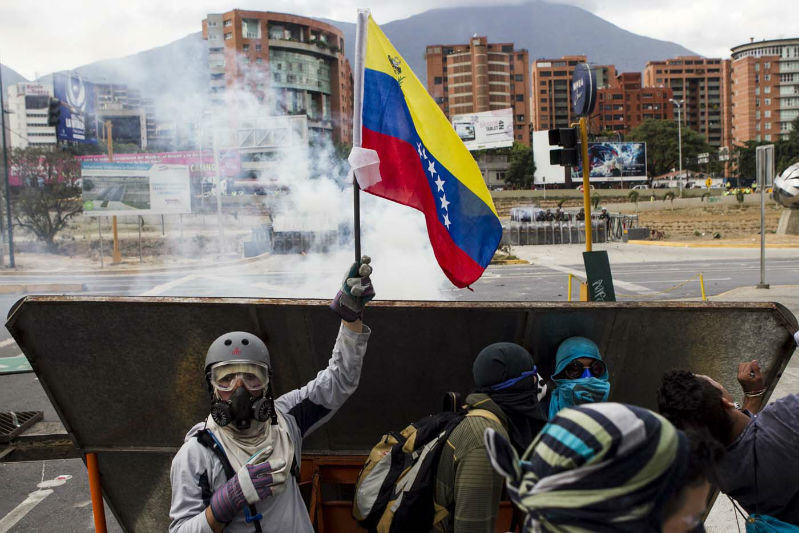 Represion Protestas en Venezuela GNB (13)