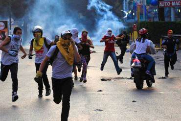 «NO ME REPRESENTAN» Masiva protesta en Twitter por ausencia estudiantil venezolana en diálogo