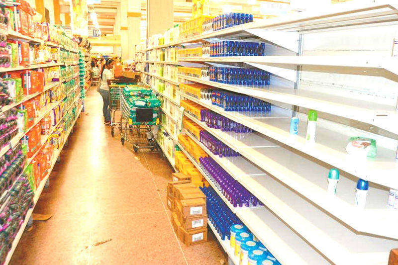 Supermercados vacios en Venezuela Escasez Desabastecimiento Compras