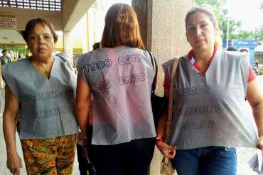 ¡IMPACTANTE! Así protestan estas amas de casa en supermercados de Venezuela (Foto)