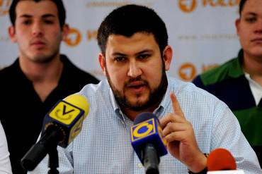 ¡FIRME! Smolansky dice que no caerá en trampas cazabobos del Sebin y entregó escrito en Fiscalía (+Video)