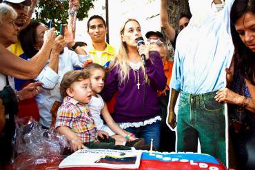 Tintori: Así como quieren destruir a mi familia quieren destruir a Venezuela