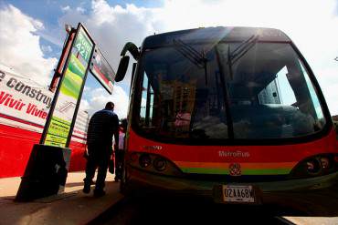 ¡QUÉ RARO! Metrobús y Bus Caracas no prestan servicio comercial este #1May