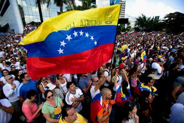 ¡SE AFIANZA LA DICTADURA! El TSJ proscribe las manifestaciones pacíficas espontáneas