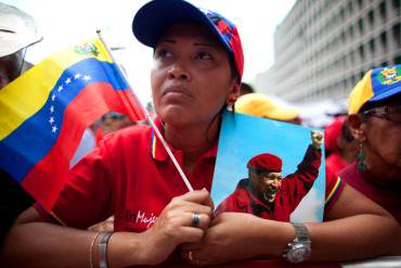 ¡ES CONTIGO, NICOLÁS! La contundente carta de una chavista a Maduro: «Le fallaste al Comandante»