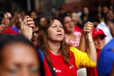 ¡ABERRACIÓN COMUNISTA! Iglesia católica se pronuncia sobre el «padrenuestro de Chávez»