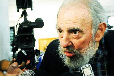 ¿EL INHUMANO PIDIENDO HUMANIDAD? Fidel Castro condena derribo de avión malasio