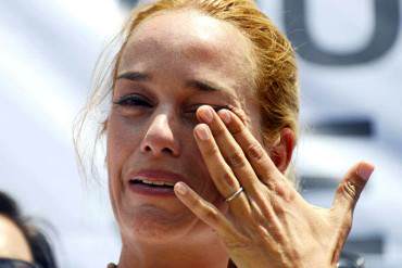 ¡INDIGNADA Y ENFURECIDA! Lilian Tintori: Se metieron con mi hija y eso no lo voy a permitir