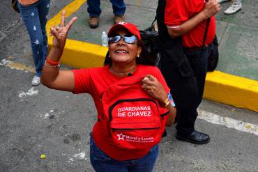 ¡DESCONTENTO! Maduro no llena calles en marcha rojita del Día del Trabajador (+ Fotos)